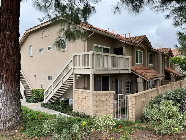 $3,000 | 18883 Canyon, Trabuco Canyon, CA 92679
