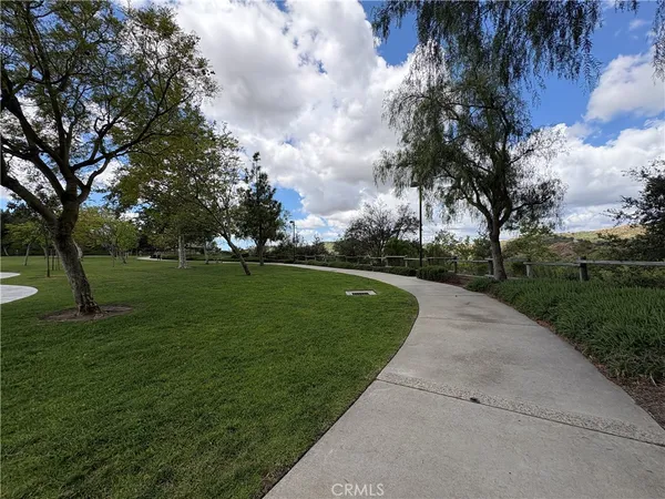 $3,000 | 18883 Canyon, Trabuco Canyon, CA 92679