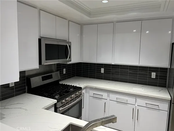 $3,000 | 18883 Canyon, Trabuco Canyon, CA 92679