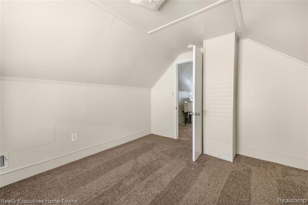 27336 Ridgewood Street Roseville, MI 48066 - Photo 17 of 24