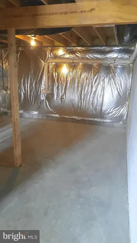 $2,100 | 2420 Newtown Drive, Harrisburg, PA 17110