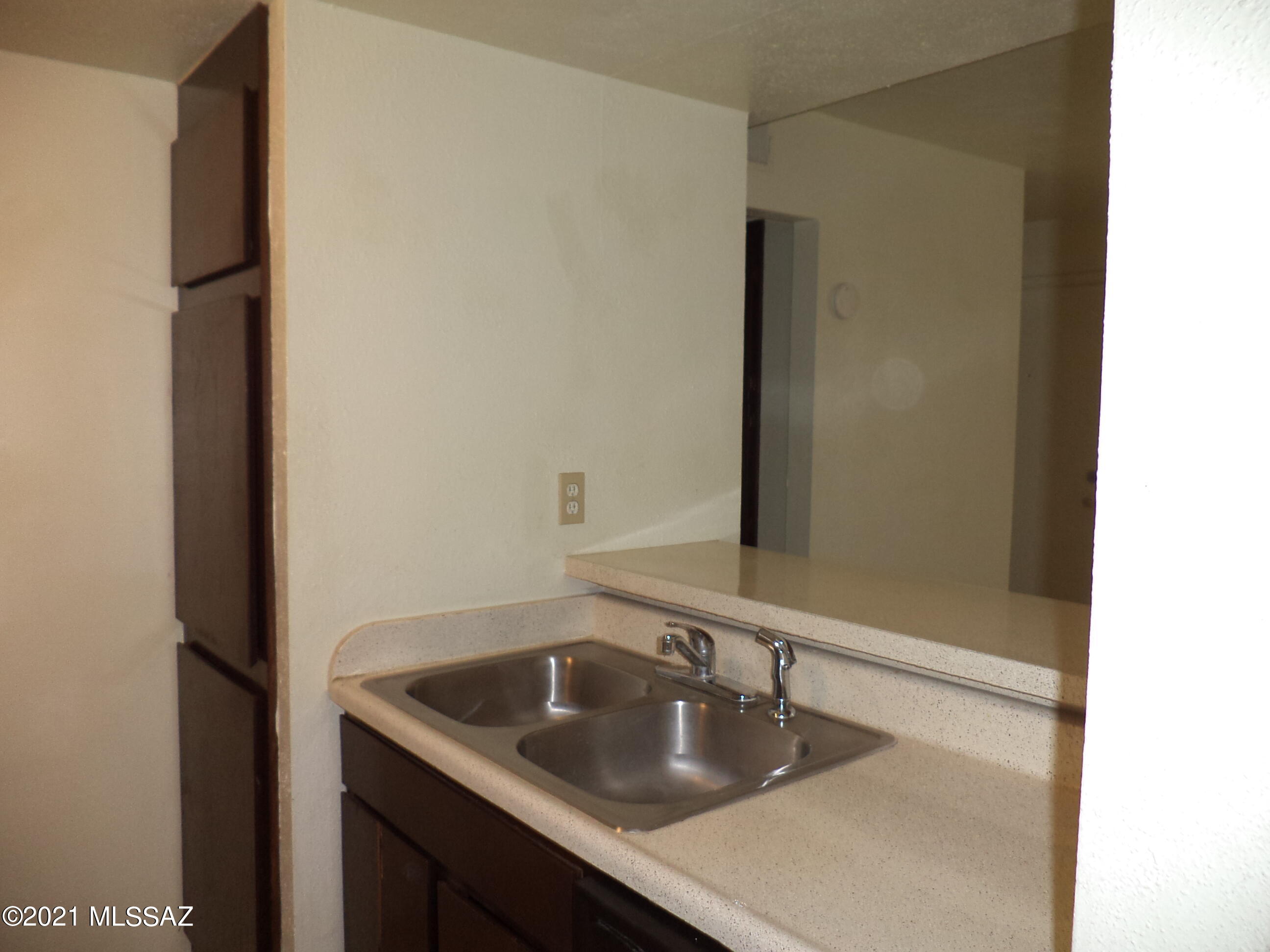 1620 North Wilmot Road, Unit F125 Tucson, AZ 85712 - Photo 8 of 16