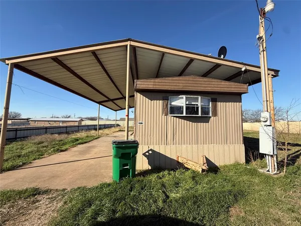 $1,200 | 3304 Hidalgo Road, Unit E, Waxahachie, TX 75167