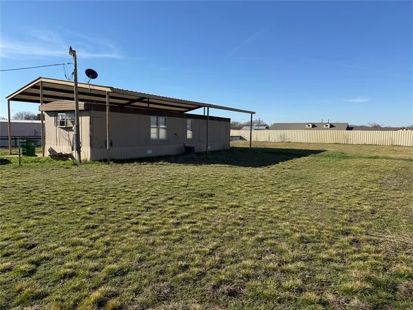 $1,200 | 3304 Hidalgo Road, Unit E, Waxahachie, TX 75167