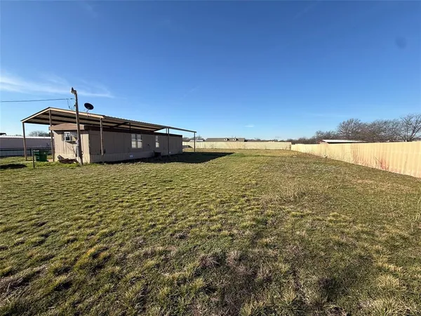 $1,200 | 3304 Hidalgo Road, Unit E, Waxahachie, TX 75167