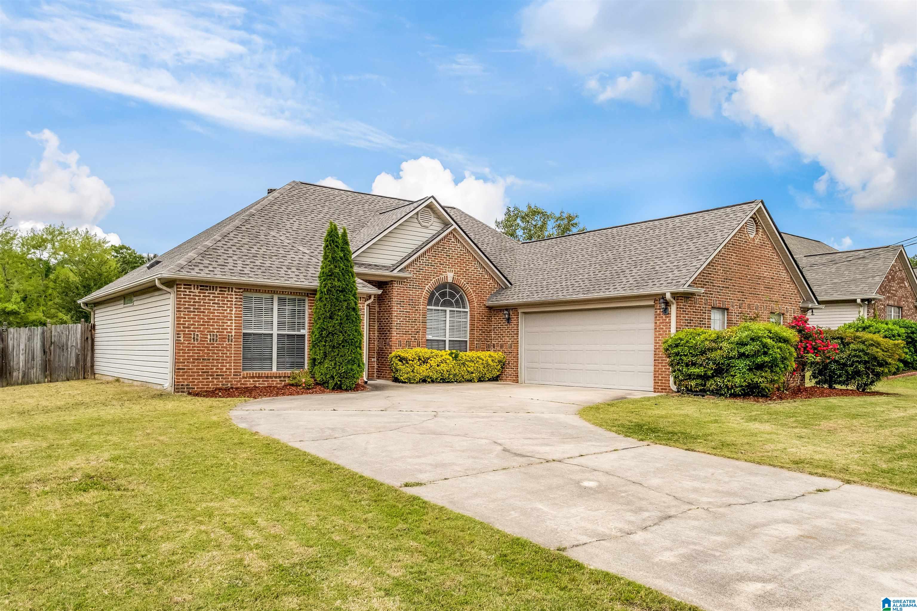 5469 Virginia Way Bessemer, AL 35022 - Photo 3 of 23