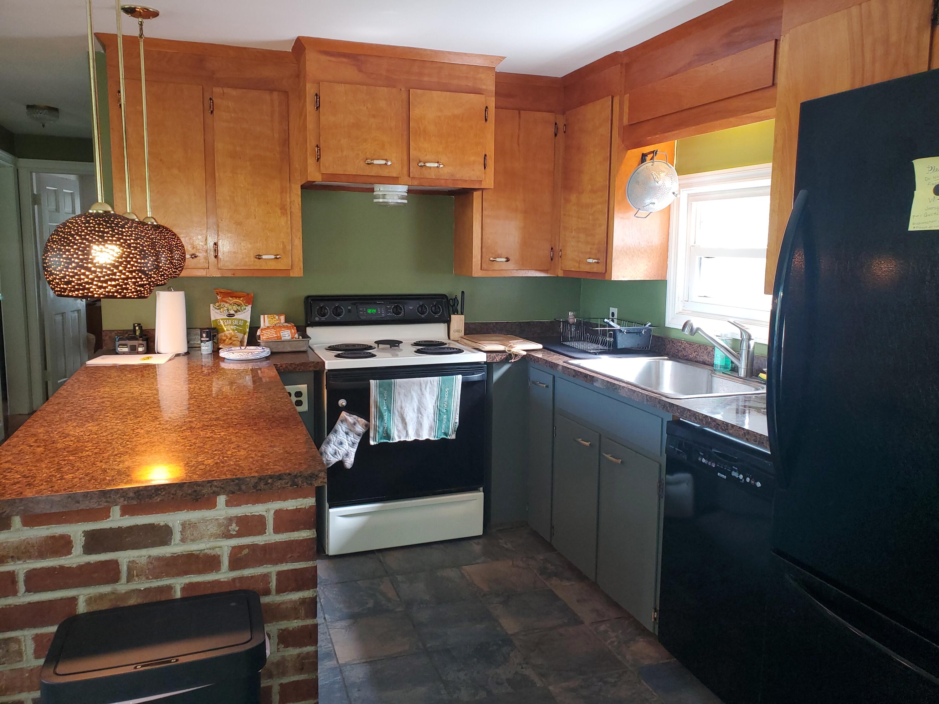 81 Wilson Road Gorham, ME 04038 - Photo 17 of 38 20250902_121457