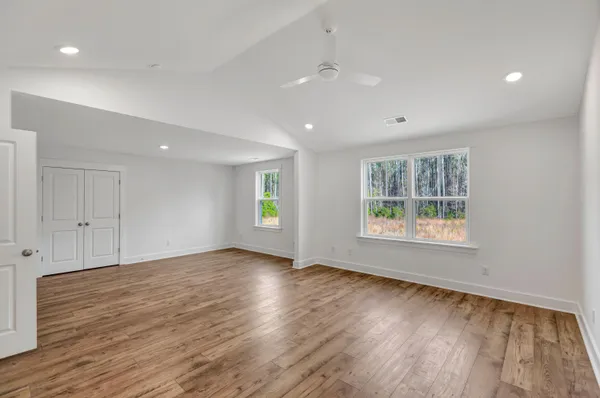 $689,900 | 6220 North Highway 17, Awendaw, SC 29429
