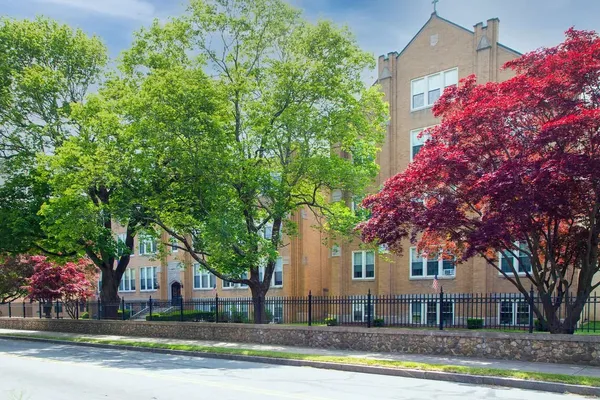 $1,175 | 330 Main Street, Fairhaven, MA 02719