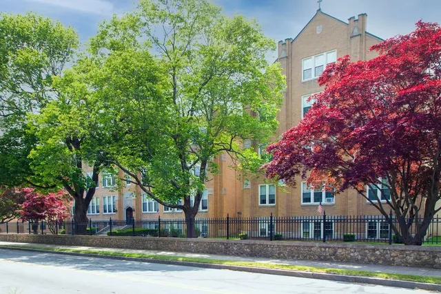 $1,175 | 330 Main Street, Fairhaven, MA 02719