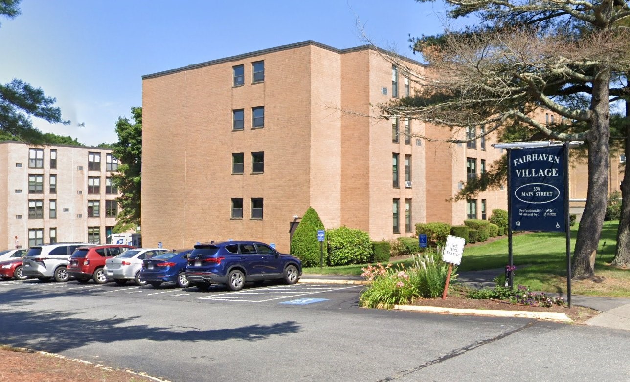 330 Main Street Fairhaven, MA 02719 - Photo 4 of 15