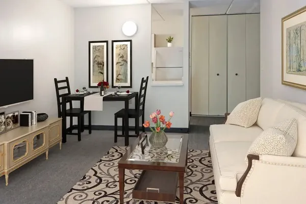 $1,175 | 330 Main Street, Fairhaven, MA 02719