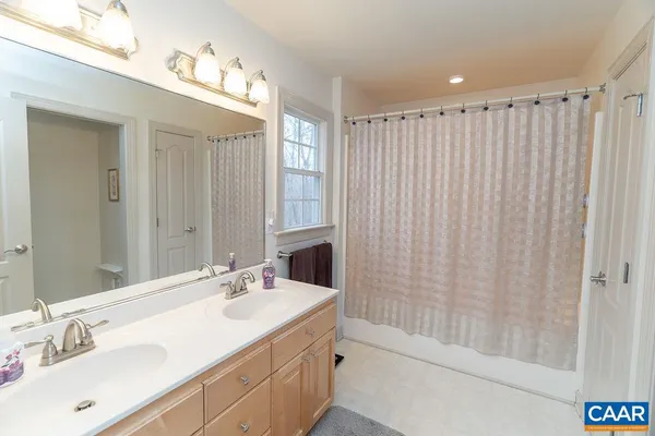 $684,900 | 665 Fox Hollow Lane, Palmyra, VA 22963