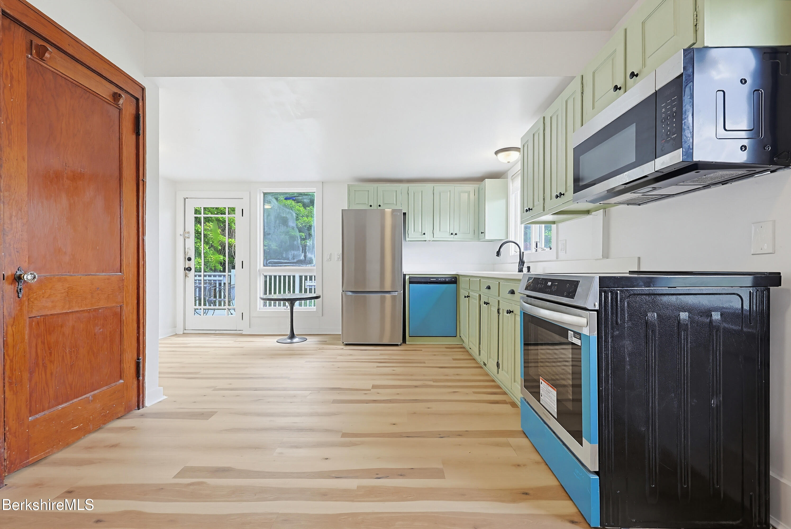 386 North Plain Road Great Barrington, MA 01236 - Photo 15 of 38 kitchen
