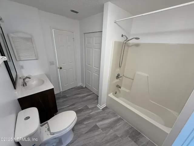 $2,200 | 8 Ponte Vedra Court, Unit B, Ponte Vedra Beach, FL 32082