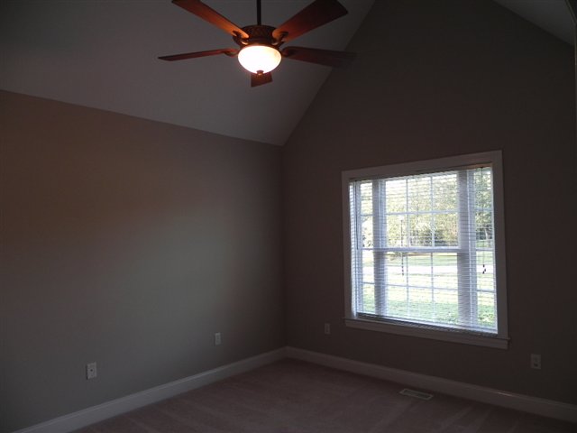 107 Ellsworth Lane Anderson, SC 29621 - Photo 3 of 25