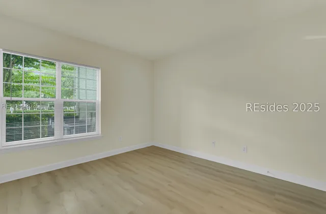 $209,000 | 897 Fording Island Road, Unit 102, Bluffton, SC 29910