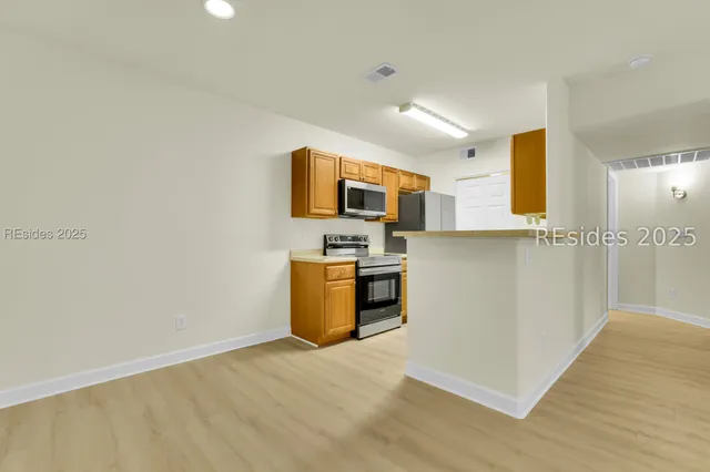 $209,000 | 897 Fording Island Road, Unit 102, Bluffton, SC 29910