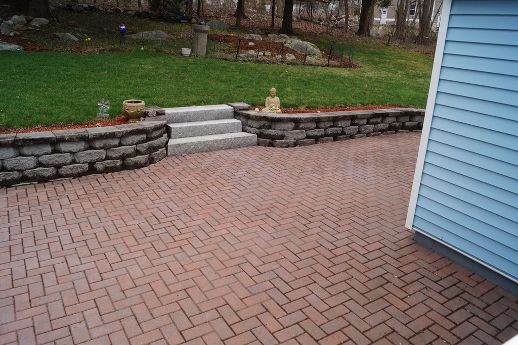 3 Short Road Pelham, NH 03076 - Photo 24 of 29 Gallery Image 24