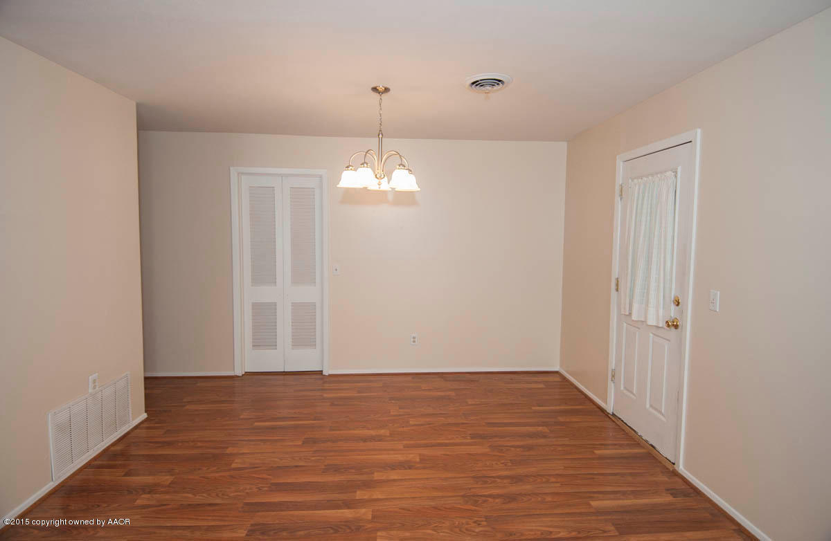 5310 Alvarado Road Amarillo, TX 79106 - Photo 11 of 29 DINING