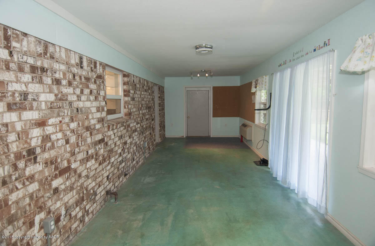 5310 Alvarado Road Amarillo, TX 79106 - Photo 25 of 29 SUN ROOM VIEW 1