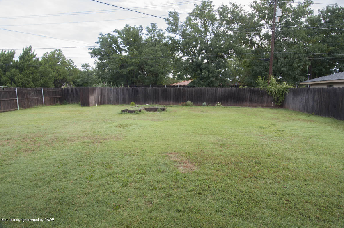 5310 Alvarado Road Amarillo, TX 79106 - Photo 28 of 29 YARD VIEW 2