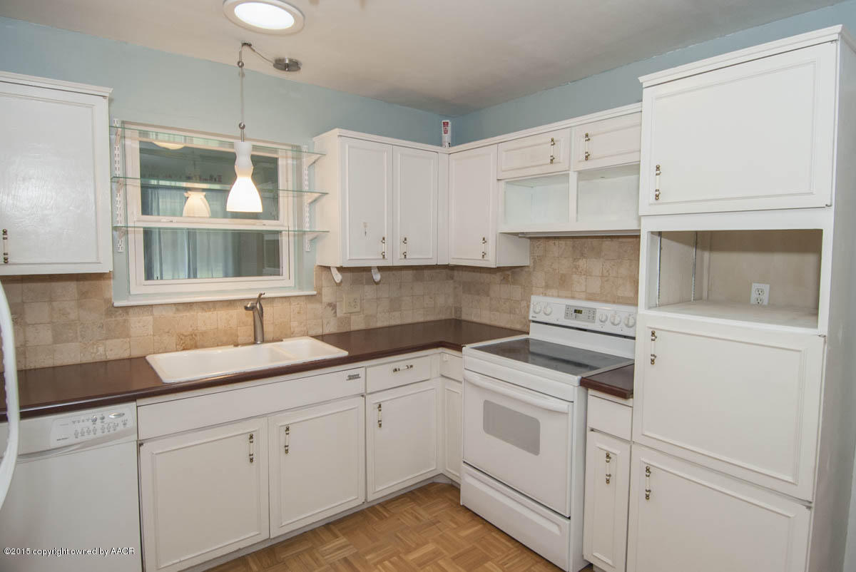 5310 Alvarado Road Amarillo, TX 79106 - Photo 8 of 29 KITCHEN VIEW 2