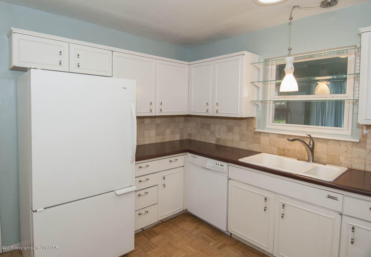 5310 Alvarado Road Amarillo, TX 79106 - Photo 9 of 29 KITCHEN VIEW 3