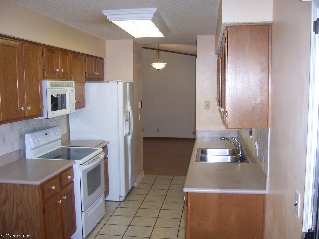 6070 Gulf Road South Jacksonville, FL 32244 - Photo 6 of 12 Kitchen