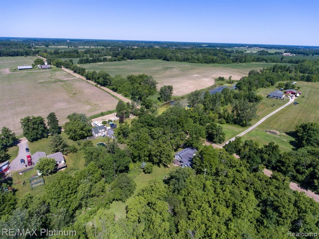 9365 Rolston Road Gaines, MI 48436 - Photo 6 of 18