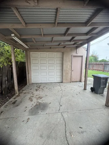 a view of a garage
