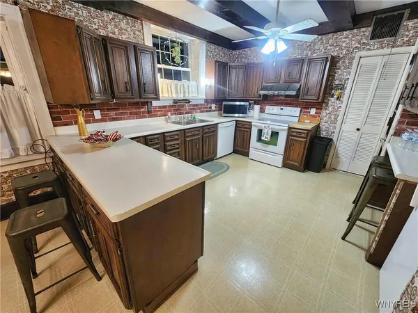 $205,000 | 16 South Franklin Street, New Albion, NY 14719