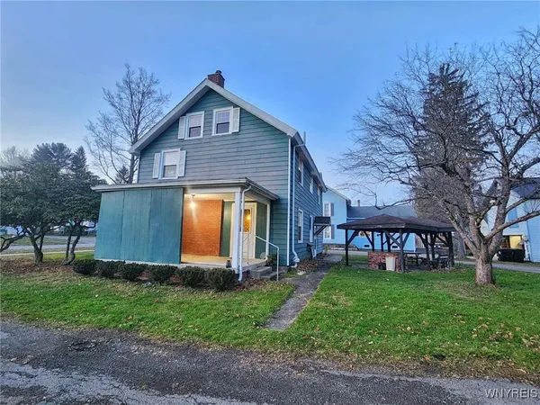 $205,000 | 16 South Franklin Street, New Albion, NY 14719