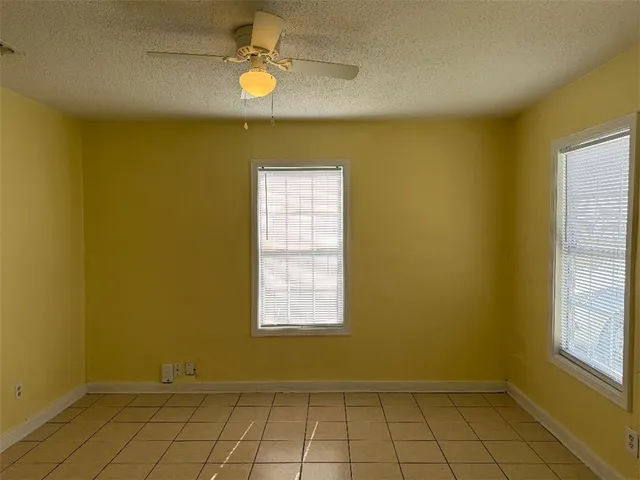 $825 | 118 West Young Avenue, Aransas Pass, TX 78336