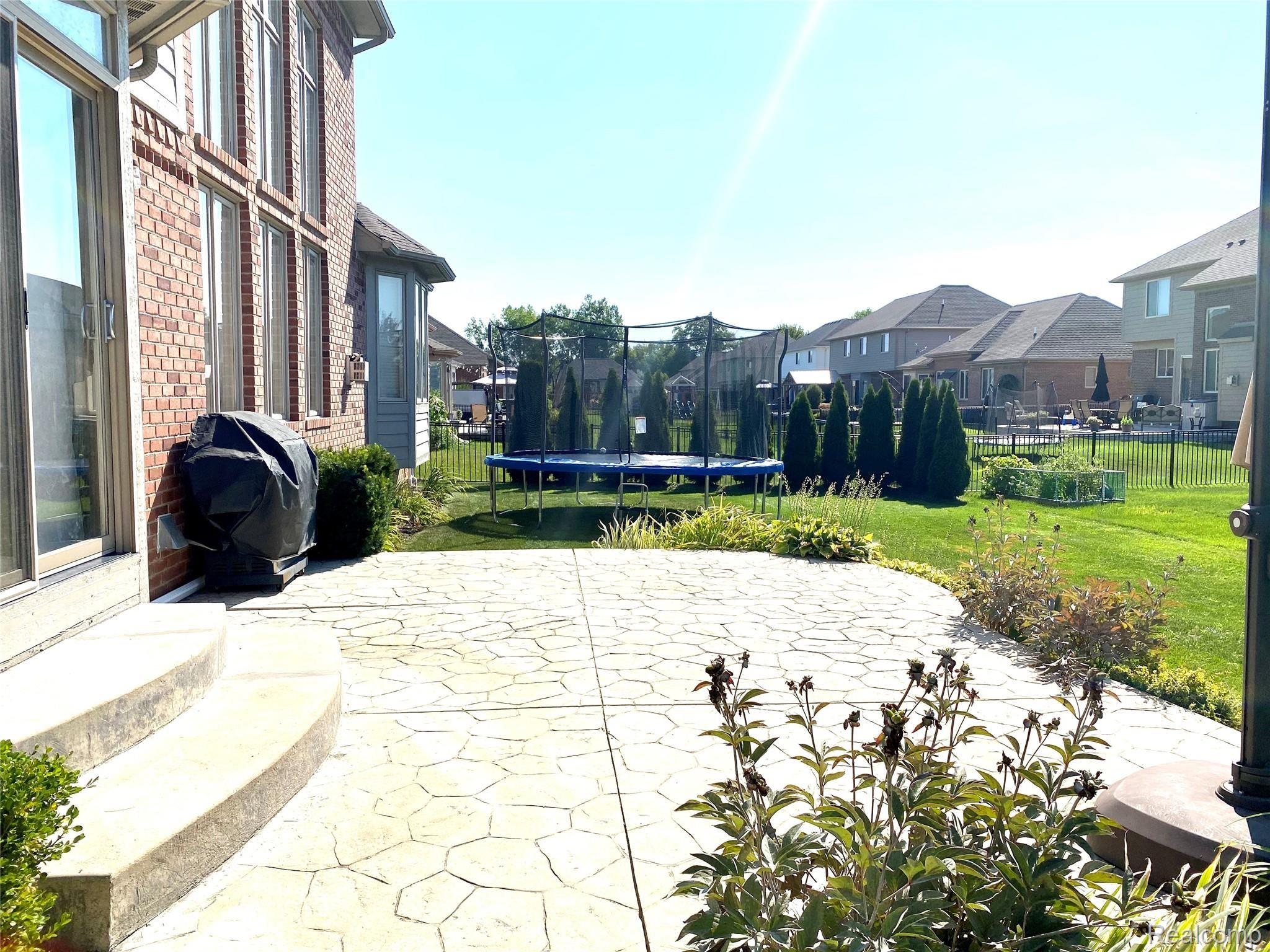 16400 Moore Park Road Macomb, MI 48044 - Photo 45 of 45 IMG_1094.JPG