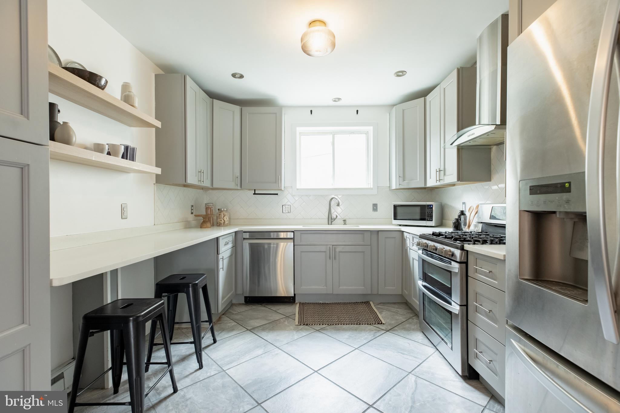 1702 South 11th Street Philadelphia, PA 19148 - Photo 14 of 43