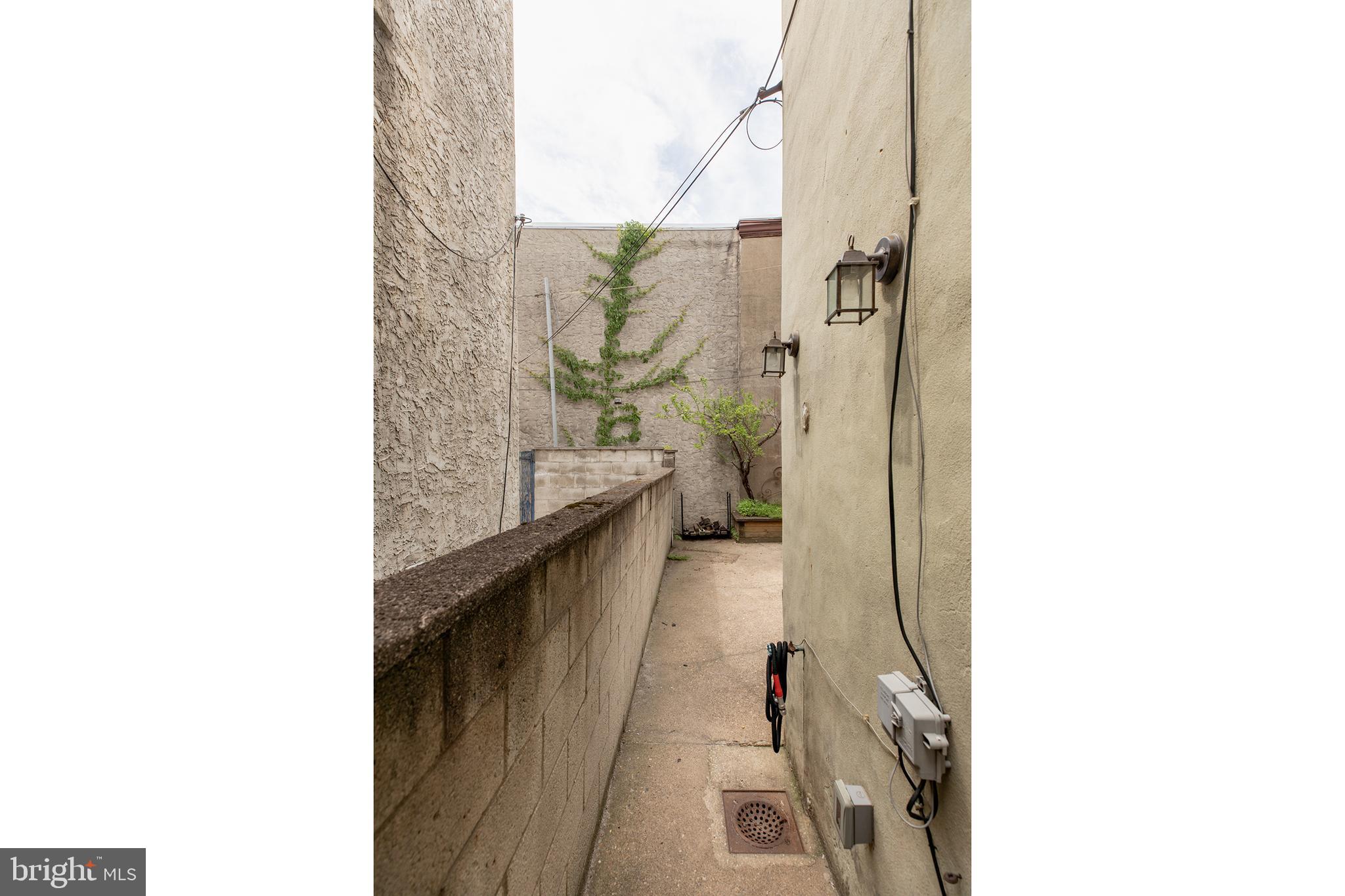 1702 South 11th Street Philadelphia, PA 19148 - Photo 19 of 43