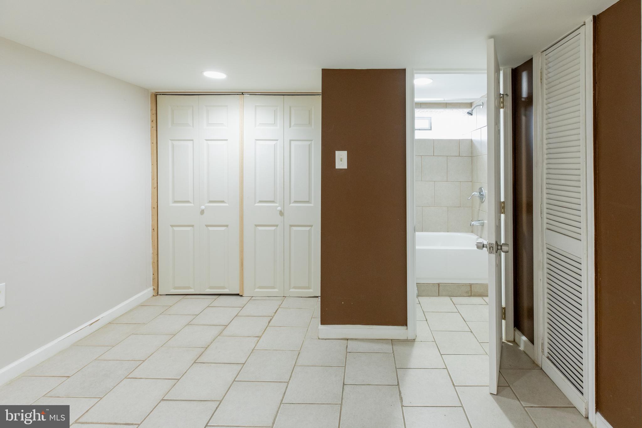 1702 South 11th Street Philadelphia, PA 19148 - Photo 39 of 43