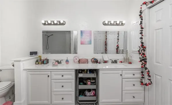 $1,900 | 6505 Hickock Drive, Unit 4A, Fort Worth, TX 76116