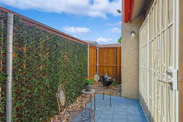$1,900 | 6505 Hickock Drive, Unit 4A, Fort Worth, TX 76116