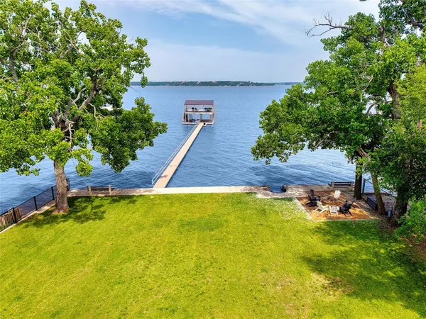 $1,350,000 | 216 North Broadway Road, Azle, TX 76020
