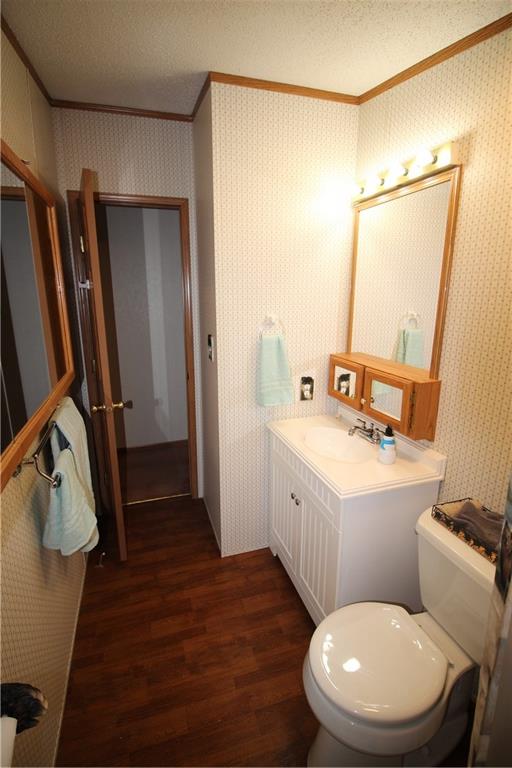 174 Reddog Road Georgetown, PA 15043 - Photo 36 of 50 Main Hall Bathroom