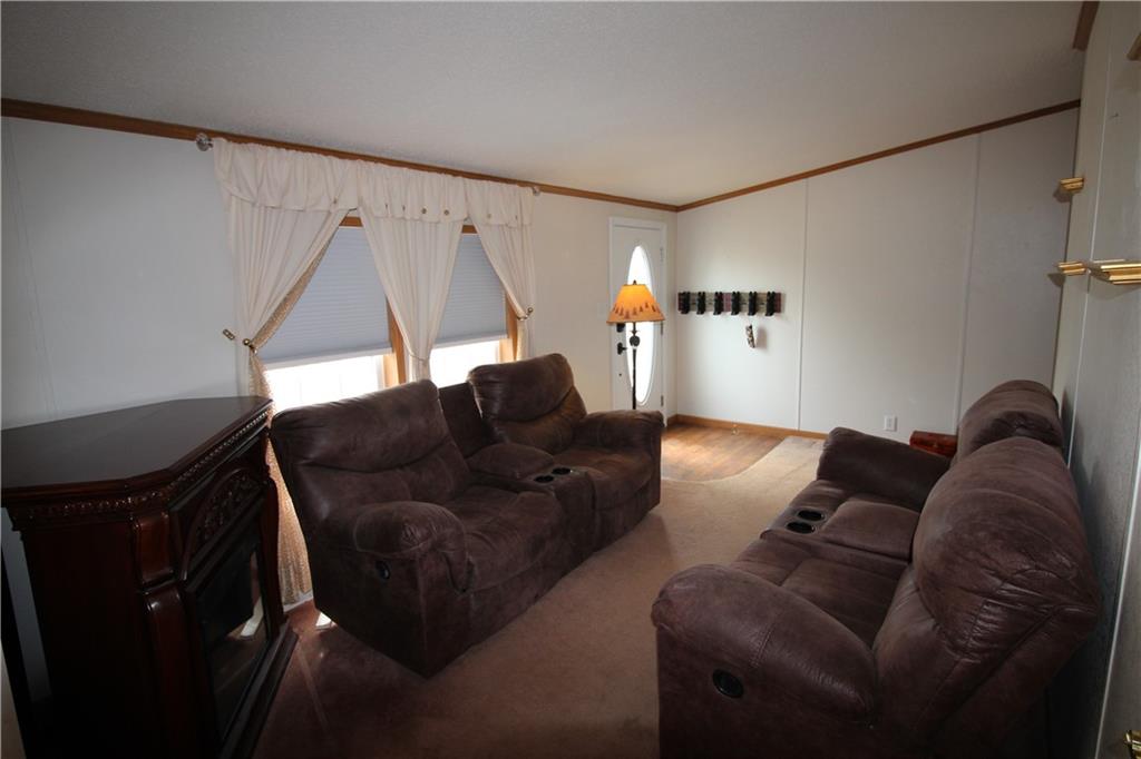 174 Reddog Road Georgetown, PA 15043 - Photo 9 of 50 Living Room