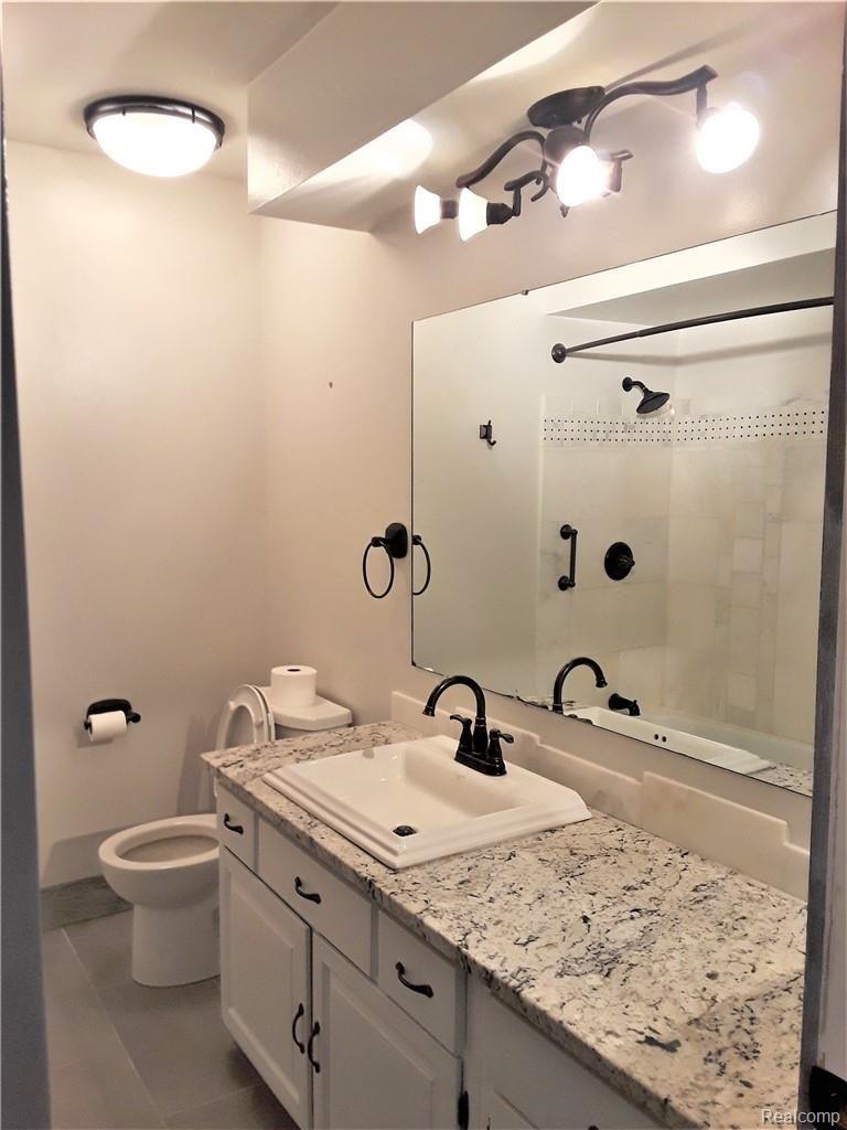 11083 Elms Road Clio, MI 48420 - Photo 9 of 24 Main Bath.jpg