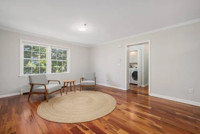 $375,000 | 231 Maple Avenue, Unit 204, Newport, RI 02840