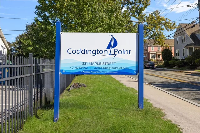 $375,000 | 231 Maple Avenue, Unit 204, Newport, RI 02840