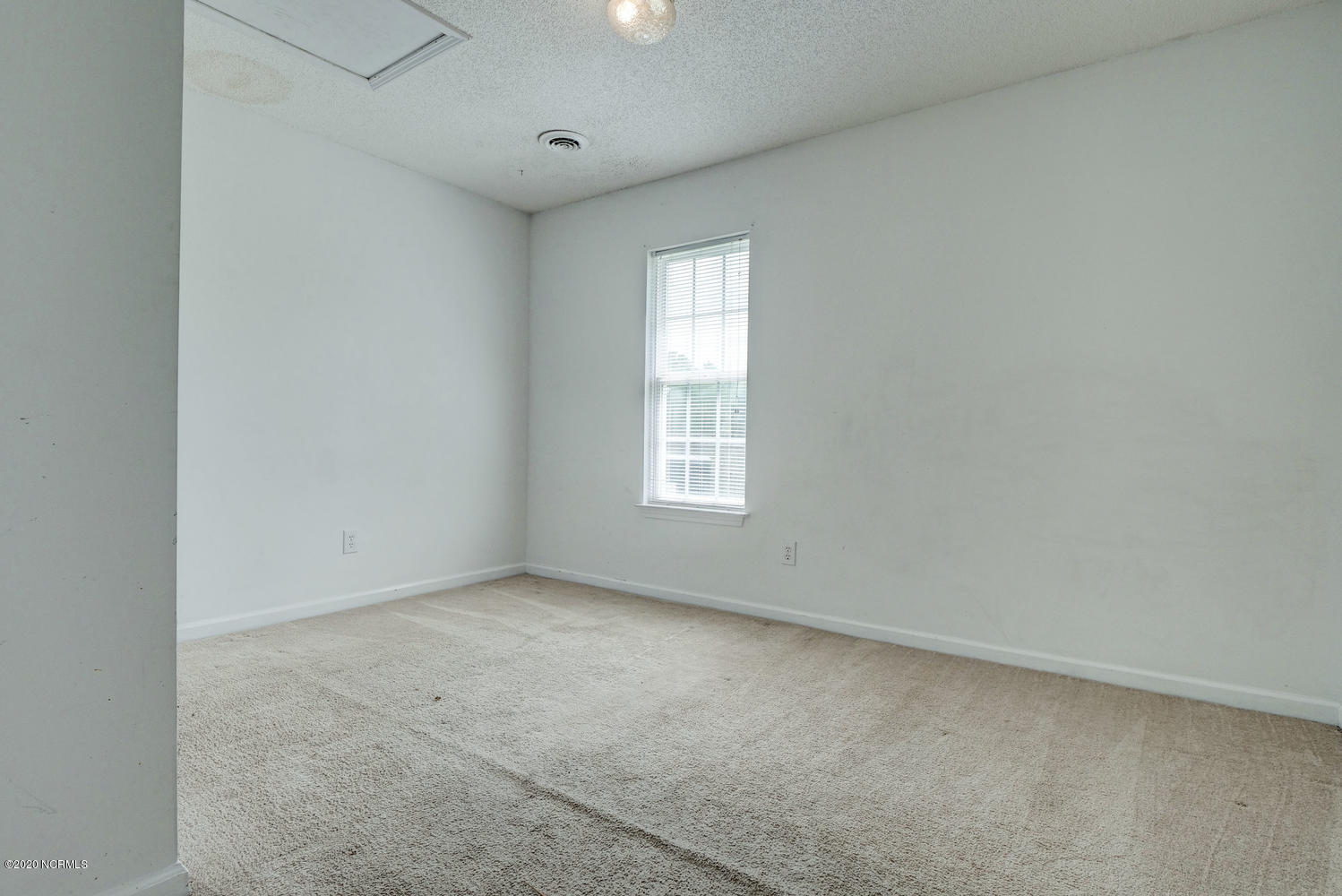 2252 White Road Wilmington, NC 28411 - Photo 18 of 27 2252 White Rd Wilmington NC-large-018-01