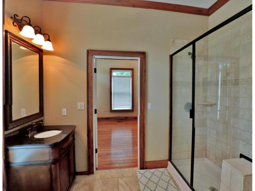 468 Double Springs Road Fall Branch, TN 37656 - Photo 13 of 24 Large master bath