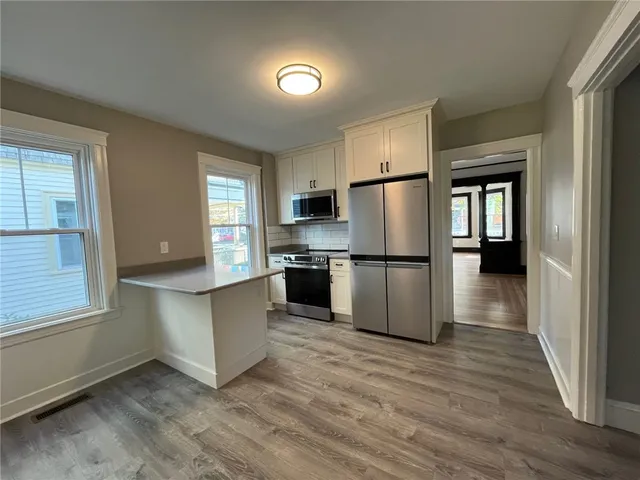 $2,900 | 65 Burton Street, Unit 1, Bristol, RI 02809