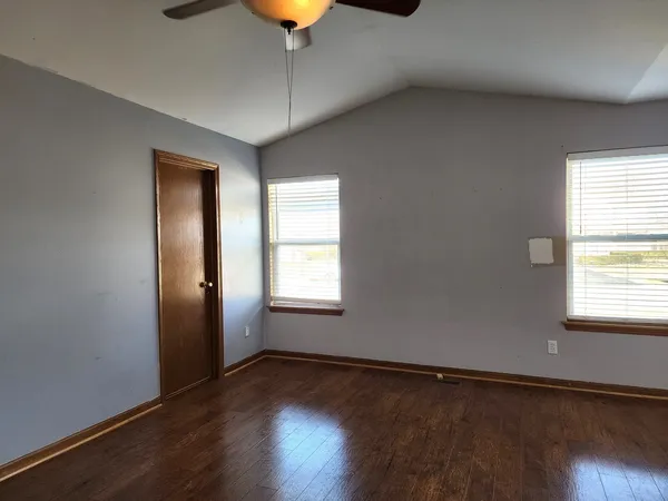 $262,000 | 419 Driftwood Court, DeKalb, IL 60115